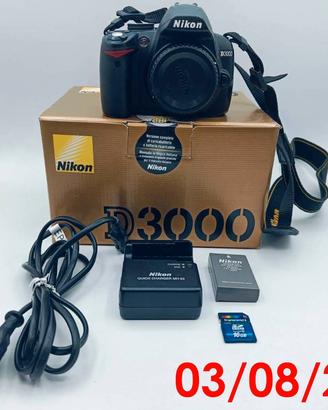 Nikon D3000 solo 12132 scatti!