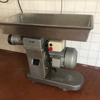 Tritacarne Omega - Professionale con Accessori