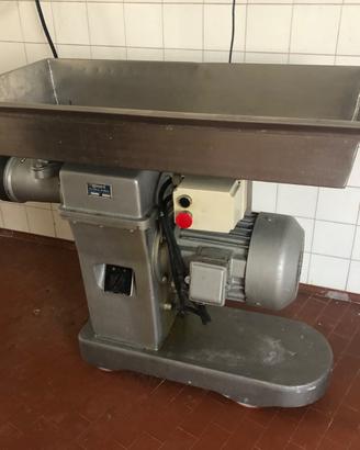 Tritacarne Omega - Professionale con Accessori