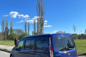 Ford Grand Tourneo Connect