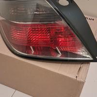 fanale posteriore sinistro opel astra h gtc 