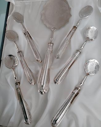 set cucchiaio+ cucchiaini gelato/dolci 