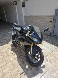 Yamaha yzf r125