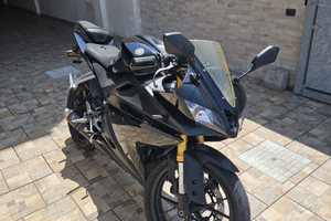 Yamaha yzf r125