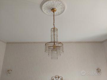 Lampadario e coppia di applique