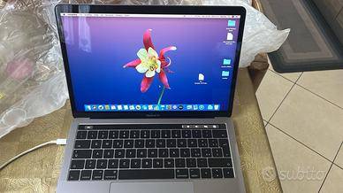 MacBook Pro 13-inch, 2016 Usato