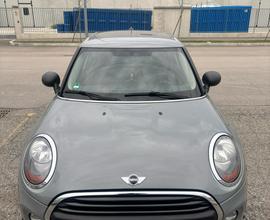 Mini Cooper one 1.2 ADATTA PER NEOPATENTATI