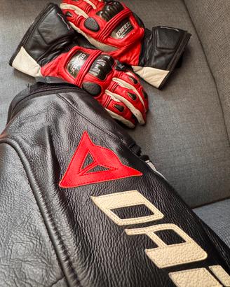 Completo pelle Dainese: giacca + pantaloni tg 48