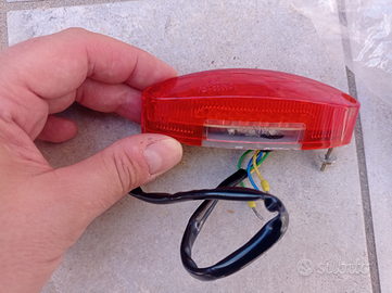 Fanale posteriore led moto