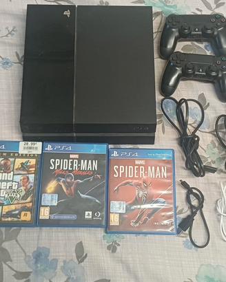 PS4+2 controller+3 giochi 