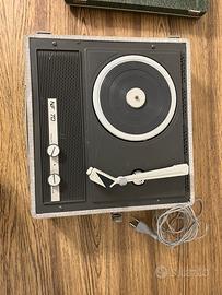 Giradischi a valigetta