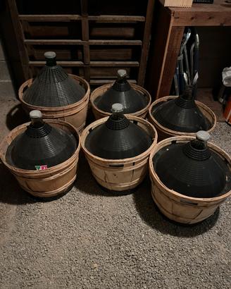 Vino damigiane