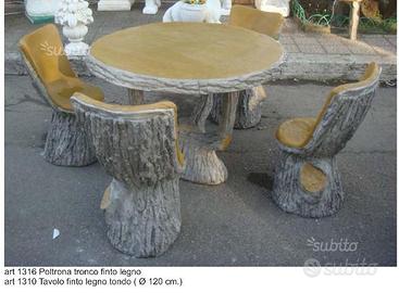 Tavolo con poltrona, finto legno in cemento