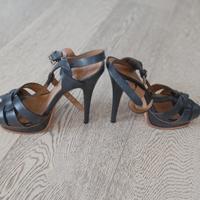 Sandali con tacco in cuoio