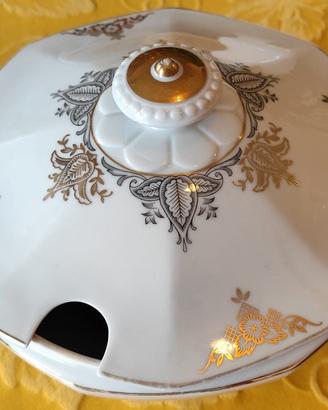 Zuppiera di porcellana