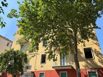 Box / Garage di 12 m² a Bologna