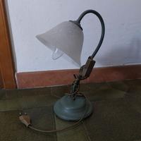 Lampada retrò verde e bianca