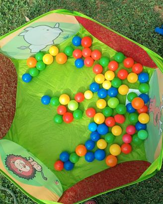 "piscina" con palline