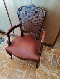 poltrone in legno e pelle