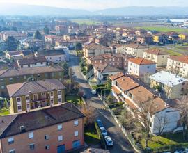 VILLA A SCHIERA A SCANDIANO