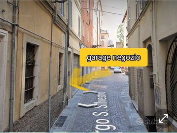 Garage negozio borgo san Silvestro 75 mq