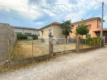 CASA INDIPENDENTE A SAMARATE