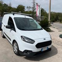 Ford Transit Courier 1.5 TDCi 75 cv