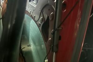 Pistoncini cofano post 350z