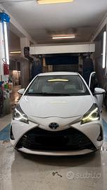 Toyota yaris ibrida 2018