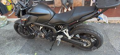moto Honda CB 650F in perfect condizione