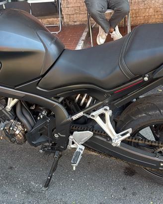 moto Honda CB 650F in perfect condizione