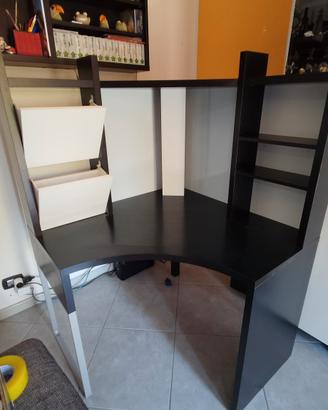 scrivania angolare Ikea