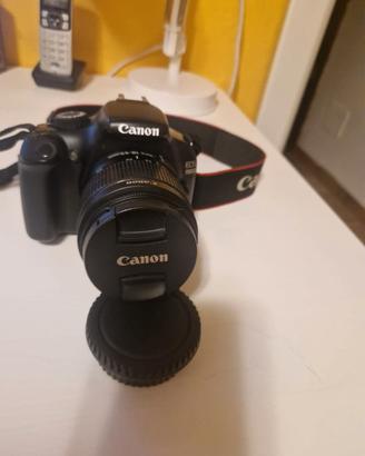 Fotocamera Canon EOS 1100D