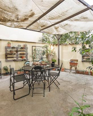 Quadrivano bilivelli con doppio cortile