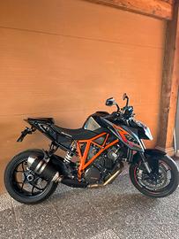 ktm superduke 1290 r