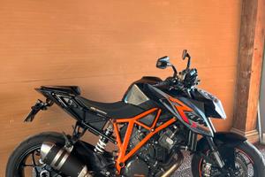 ktm superduke 1290 r