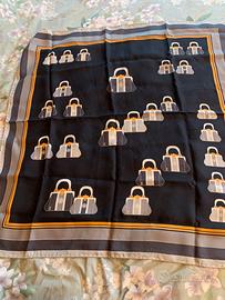 Foulard seta Roberta di Camerino