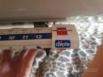 bilancia per neonati 