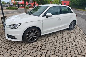 Audi A1 tsfi ultra sport 