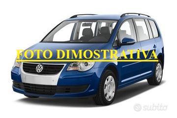 Volkswagen Touran 2008 ricambi usati