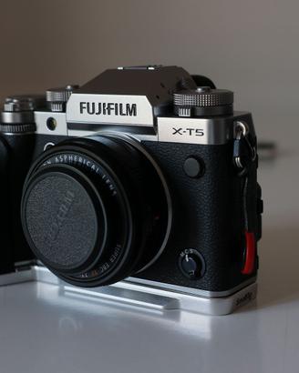 FUJIFILM X-T5