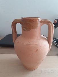 Anfora in coccio rustico