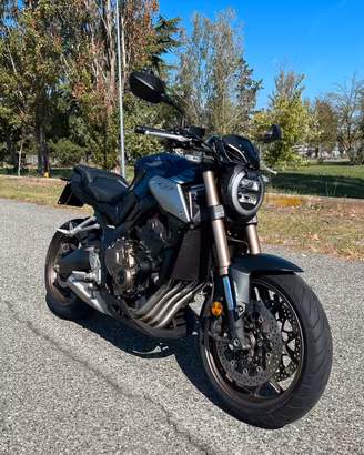Honda cb 650 r