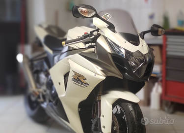 Suzuki GSX R 1000