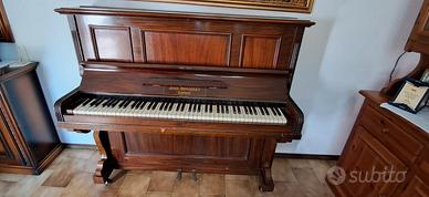 Pianoforte a muro 