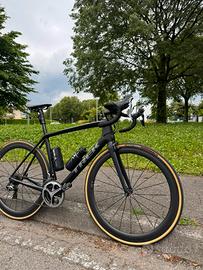 Bici da corsa carbonio trek