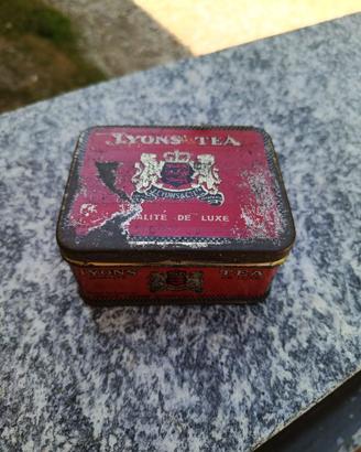 Scatola vintage in latta Lyons’ Tea – d’epoca