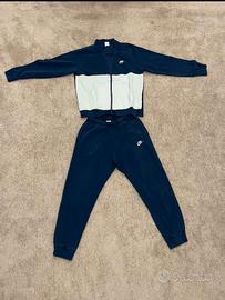 TUTA NIKE NUOVA (PREZZO TRATTABILE) 