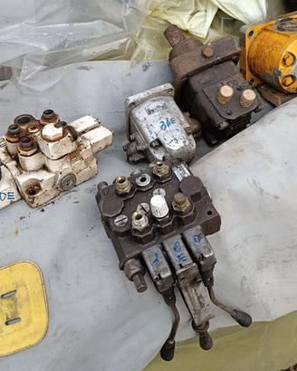 Pistoni e pompe idrauliche