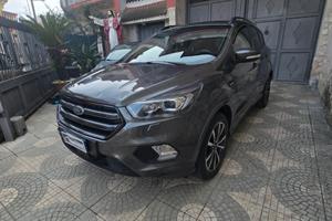 Ford Kuga 1.5 TDCI 120 CV S&S 2WD ST-Line